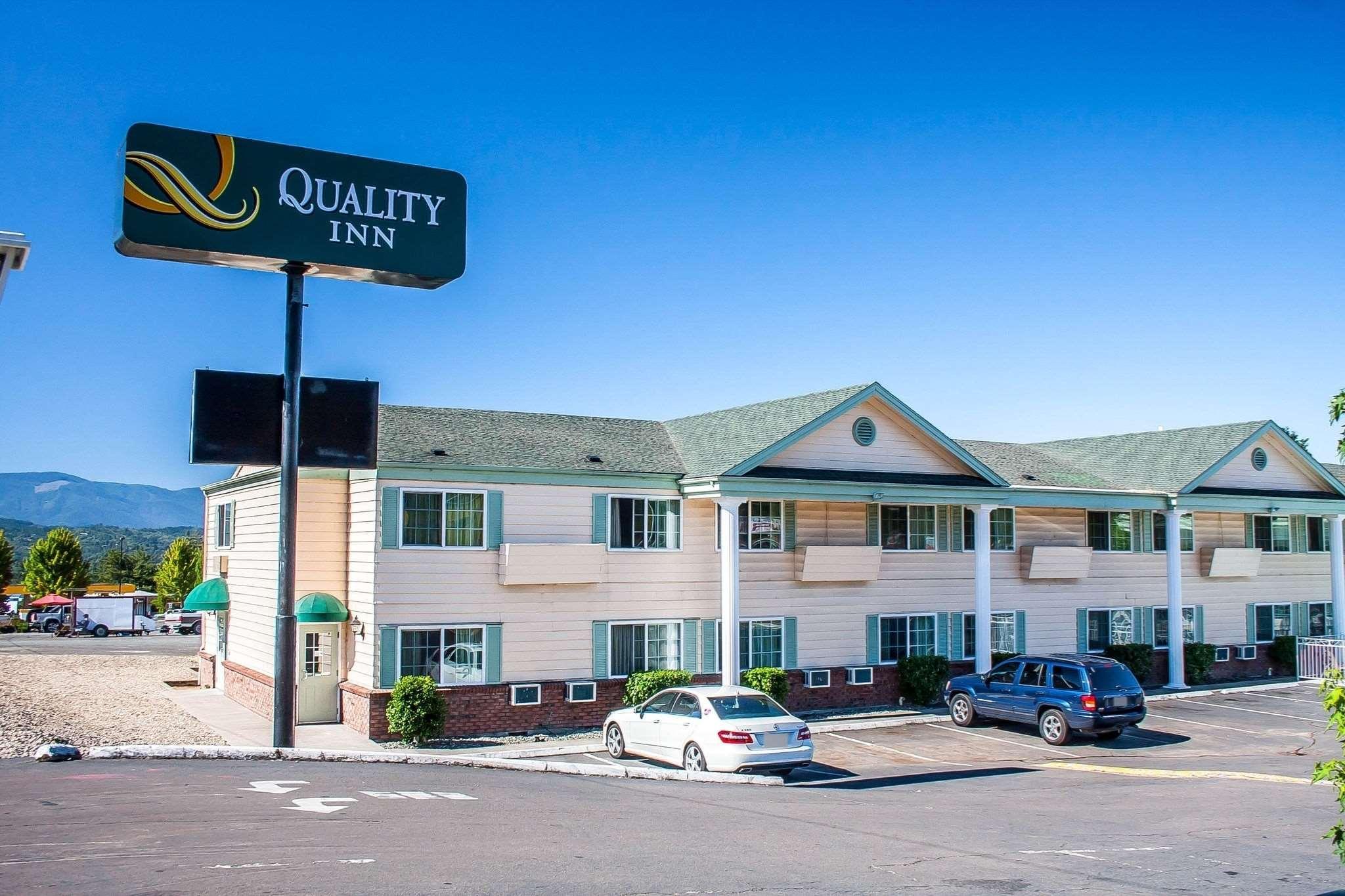 Quality Inn Grants Pass Exterior photo